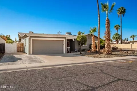 3001 E Windrose Dr, Phoenix, AZ 85032 photo 3