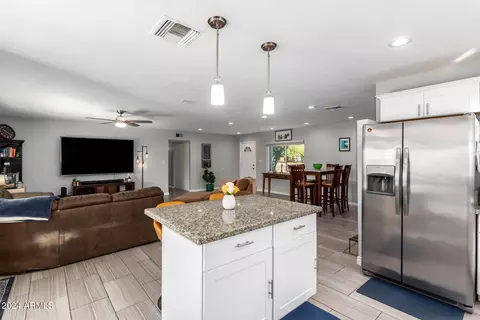 3001 E Windrose Dr, Phoenix, AZ 85032 photo 18