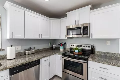 3001 E Windrose Dr, Phoenix, AZ 85032 photo 23