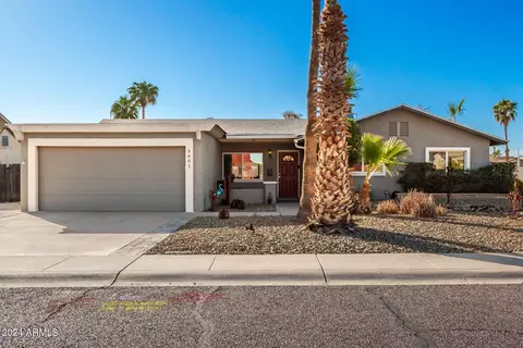 3001 E Windrose Dr, Phoenix, AZ 85032 photo 2