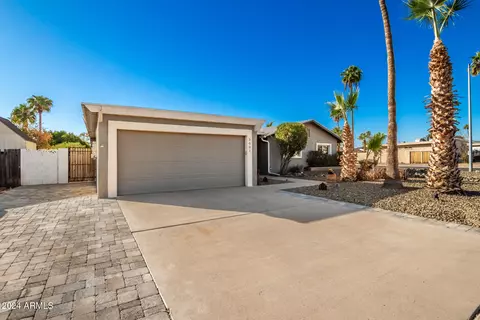 3001 E Windrose Dr, Phoenix, AZ 85032 photo 7