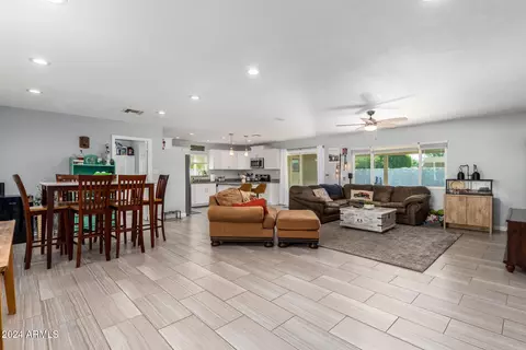 3001 E Windrose Dr, Phoenix, AZ 85032 photo 14