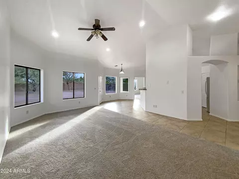 897 E Navajo Ave, Apache Junction, AZ 85119 photo 3