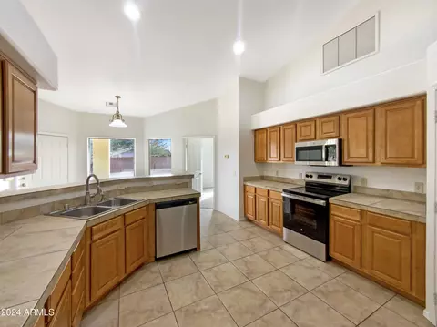 897 E Navajo Ave, Apache Junction, AZ 85119 photo 6