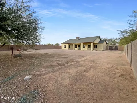 897 E Navajo Ave, Apache Junction, AZ 85119 photo 8