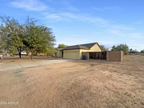 897 E Navajo Ave, Apache Junction, AZ 85119 photo 11