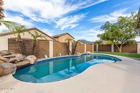 15016 W Honeysuckle Ln, Surprise, AZ 85374