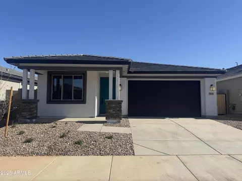 1032 W Finch Dr, Queen Creek, AZ 85140