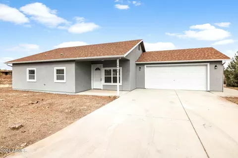 19944 E Sierra Dr, Mayer, AZ 86333
