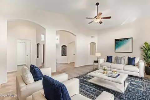 2023 E Willow Wick Rd, Gilbert, AZ 85296 photo 7