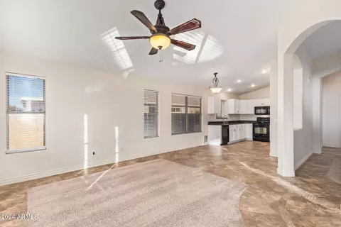 2023 E Willow Wick Rd, Gilbert, AZ 85296 photo 14