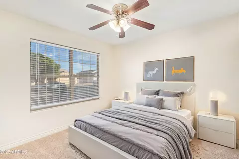 2023 E Willow Wick Rd, Gilbert, AZ 85296 photo 4