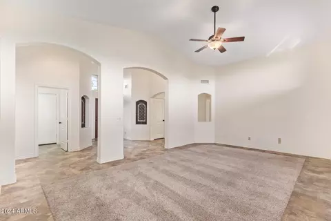 2023 E Willow Wick Rd, Gilbert, AZ 85296 photo 16