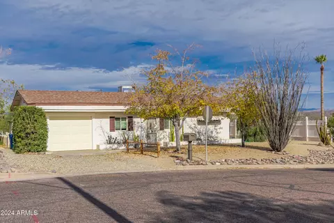 790 W La Golondrina Dr, Wickenburg, AZ 85390