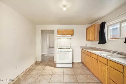 576 N Pasadena --, Mesa, AZ 85201 photo 16