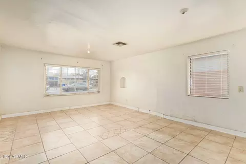 576 N Pasadena --, Mesa, AZ 85201 photo 10