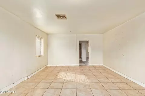 576 N Pasadena --, Mesa, AZ 85201 photo 6