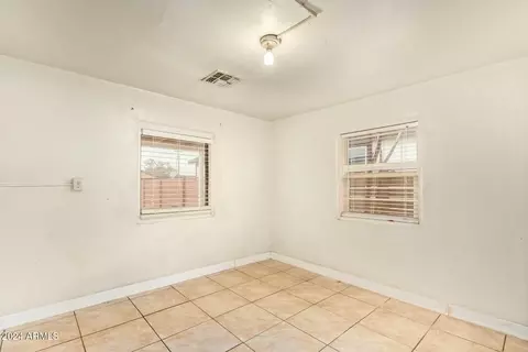 576 N Pasadena --, Mesa, AZ 85201 photo 17