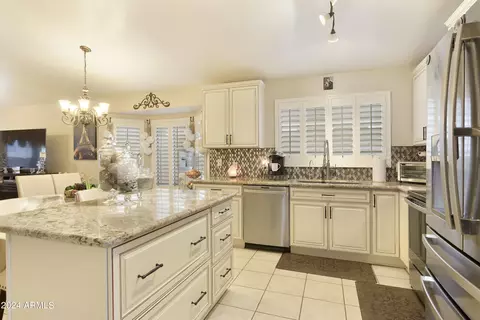 2227 E Morrow Dr, Phoenix, AZ 85024 photo 10