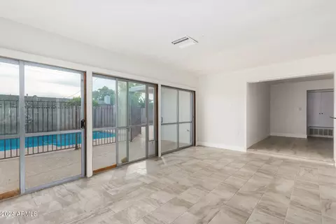 1233 E Campus Dr, Tempe, AZ 85282 photo 32