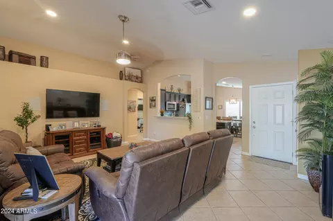 1688 E Cheyenne St, Gilbert, AZ 85296 photo 10