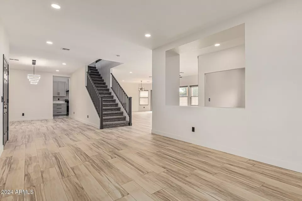  15031 W Windrose Dr, Surprise, AZ 85379 photo 7