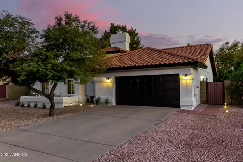 937 E Knight Ln, Tempe, AZ 85284 photo 3
