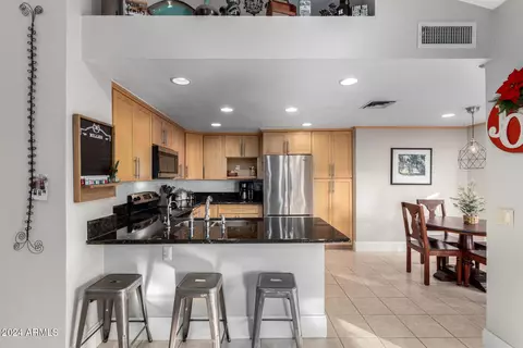 937 E Knight Ln, Tempe, AZ 85284 photo 16