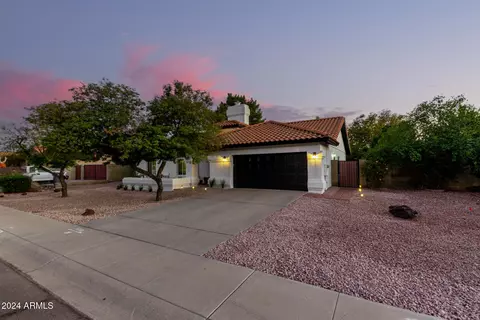 937 E Knight Ln, Tempe, AZ 85284 photo 2