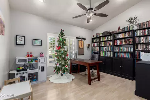 937 E Knight Ln, Tempe, AZ 85284 photo 29