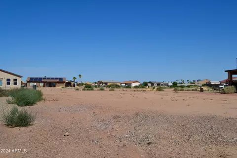 15990 S Elizabeth Pl #85, Arizona City, AZ 85123