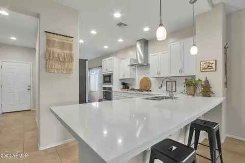 2327 E Runaway Bay Pl, Gilbert, AZ 85298 photo 15