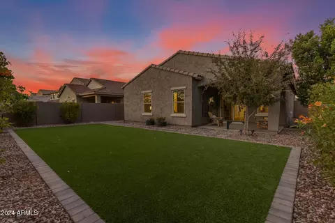 2327 E Runaway Bay Pl, Gilbert, AZ 85298 photo 4