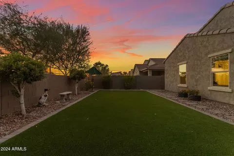 2327 E Runaway Bay Pl, Gilbert, AZ 85298 photo 3