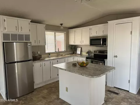 686 N Ocotillo Dr #20, Apache Junction, AZ 85120 photo 6
