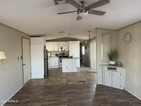 686 N Ocotillo Dr #20, Apache Junction, AZ 85120 photo 4