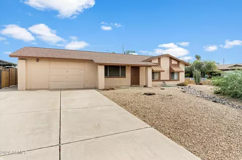 9817 N 43rd Dr, Glendale, AZ 85302
