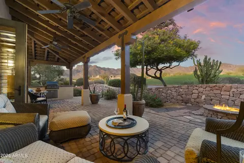 8128 E Greythorn Dr, Gold Canyon, AZ 85118