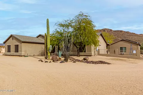 107 W Sears Kay Ranch Rd, New River, AZ 85087