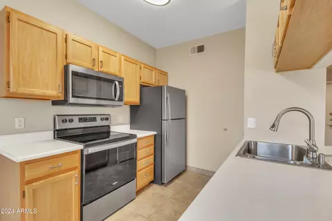 5401 E Van Buren St #1069, Phoenix, AZ 85008 photo 19