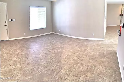 4441 E Coconino St, Phoenix, AZ 85044 photo 5