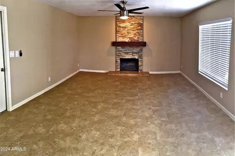 4441 E Coconino St, Phoenix, AZ 85044 photo 6