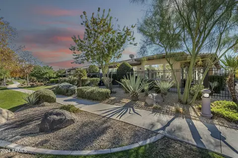 624 E Myrtle Pass, Queen Creek, AZ 85140