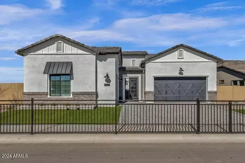 5729 E Star Valley St, Mesa, AZ 85215
