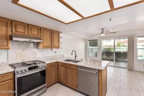 4110 E Mercer Ln, Phoenix, AZ 85028 photo 11