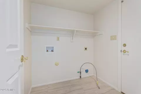 4110 E Mercer Ln, Phoenix, AZ 85028 photo 32