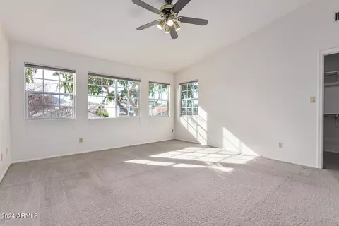 4110 E Mercer Ln, Phoenix, AZ 85028 photo 15