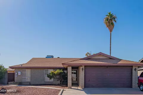 821 E Harmony Ave, Mesa, AZ 85204