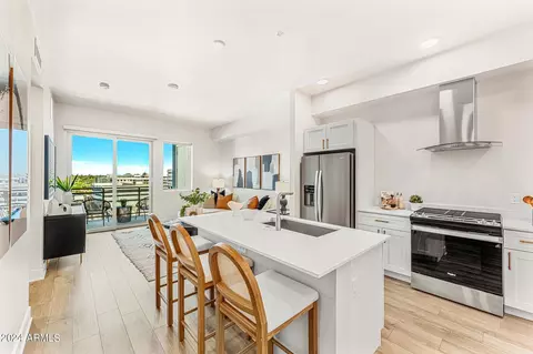 3131 N Central Ave #6020, Phoenix, AZ 85012