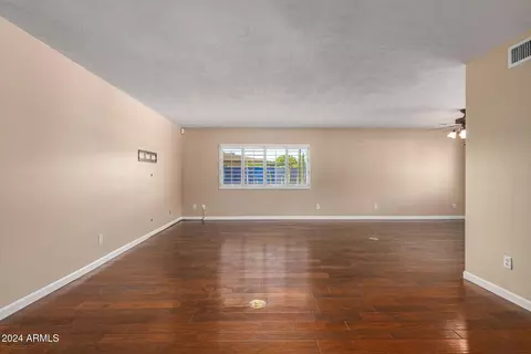 324 W Willow Ave, Phoenix, AZ 85029 photo 13